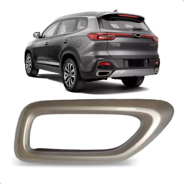 Aplique Escapamento Para Tiggo 8 2021 2022 2023 Prata Lado Direito