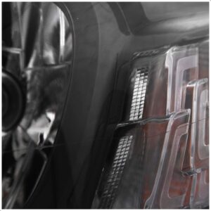 Farol Uno 2015 2016 2017 2018 Mascara Negra Fumê 1ª Linha - Esquerdo/motorista