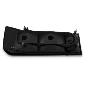 Lanterna Traseira Corcel Ii Rubi Com Friso Preto Lado Esquerdo