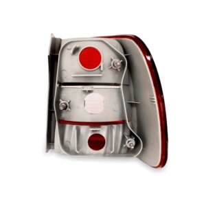 Lanterna Traseira Polo Sedan 2003 2004 2005 2006 Lado Esquerdo