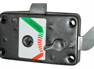 Fechaduras Porta Central Com Trava Kombi Clipper .