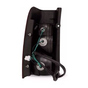 Lanterna Traseira Xterra 2003 A 2006 Lado Direito