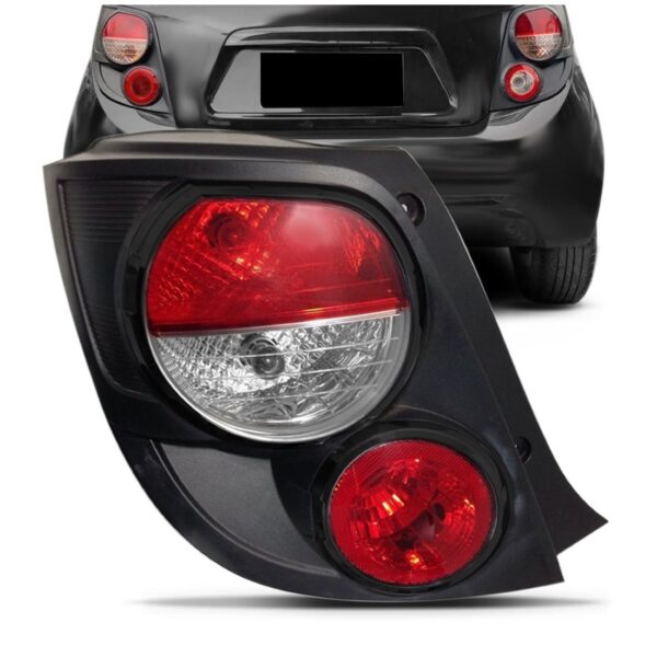 Sinaleira Traseira Para Sonic 2012 A 2014 Hatch Friso Preto Lado Esquerdo