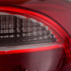 Lanterna Traseira Volkswagen Voyage 2013 2014 2015 Borda Fum Lado Direito