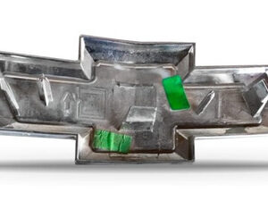 Emblema Grade Dianteira Cobalt 2016 A 2019 Black Piano