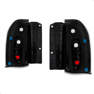 Kit Tracker 2005 A 2009 Jogo Par De Farois Lanternas  Ambos Lados